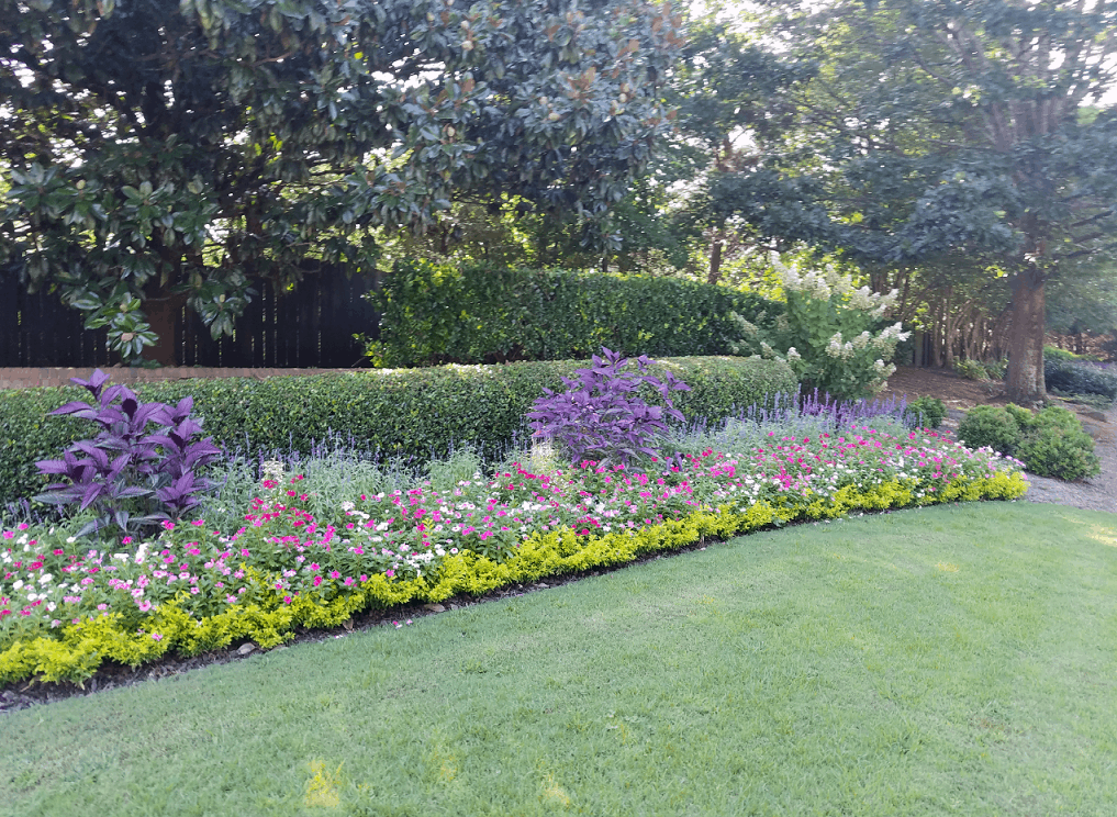 beautiful flowerbed in Atlanta, GA